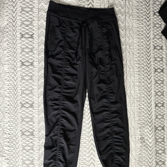 Athleta Attitude Joggers Pants BLACK 8T VGUC - Picture 2 of 7